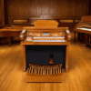 O órgão eletronico Harmonia HS 900 Orquestra é um instrumento sofisticado e inovador, que oferece uma experiência musical única. Com 61 teclas na parte superior e 44 teclas na parte inferior, você pode tocar com precisão e versatilidade diversos gêneros musicais. O órgão possui 8 timbres de órgão e 8 timbres de orquestra, que podem ser combinados e selecionados facilmente no painel. Você também pode gravar e reproduzir suas performances com o módulo USB integrado, que garante uma fidelidade sonora impressionante. O órgão musical Harmonia HS-900 Orquestra tem um sistema de som potente, com 2 woofers e 2 subwoofers, que proporcionam uma potência de 120 watts e uma resposta de graves excelente. O móvel do órgão é em estilo clássico, com caixa acústica integrada, e está disponível nas cores verniz natural, preto alto brilho e branco alto brilho. O móvel é desmontável em 3 partes, facilitando o transporte e a montagem. O órgão também possui pedaleira extendida com 20 notas, 3 pedais para efeitos e saída auxiliar L/R e fone de ouvido, para você conectar outros dispositivos ou tocar sem incomodar os vizinhos. Não perca tempo e adquira já o seu órgão musical Harmonia HS-900 Orquestra, o melhor custo-benefício do mercado. Aproveite as condições especiais de pagamento e entrega rápida para todo o Brasil. Compre agora e garanta a sua satisfação musical.