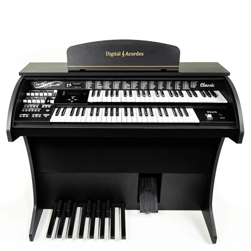 Descubra o poder e a versatilidade do Órgão Eletrônico Digital Acordes Classic, uma verdadeira obra-prima para músicos exigentes. Ideal para apresentações ao vivo, cultos e ensaios, este órgão oferece uma combinação perfeita de som de alta qualidade e funcionalidades avançadas.