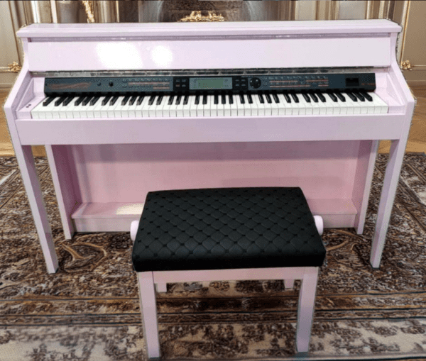 Com o Piano de Armário Digital Acordes AC 3000 Rosa, você terá um instrumento completo e versátil, perfeito para desenvolver suas habilidades musicais e explorar novas possibilidades sonoras