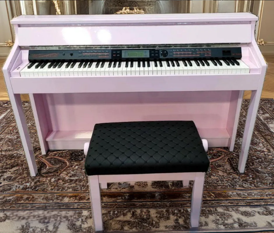 Início 21 Com o Piano de Armário Digital Acordes AC 3000 Rosa, você terá um instrumento completo e versátil, perfeito para desenvolver suas habilidades musicais e explorar novas possibilidades sonoras