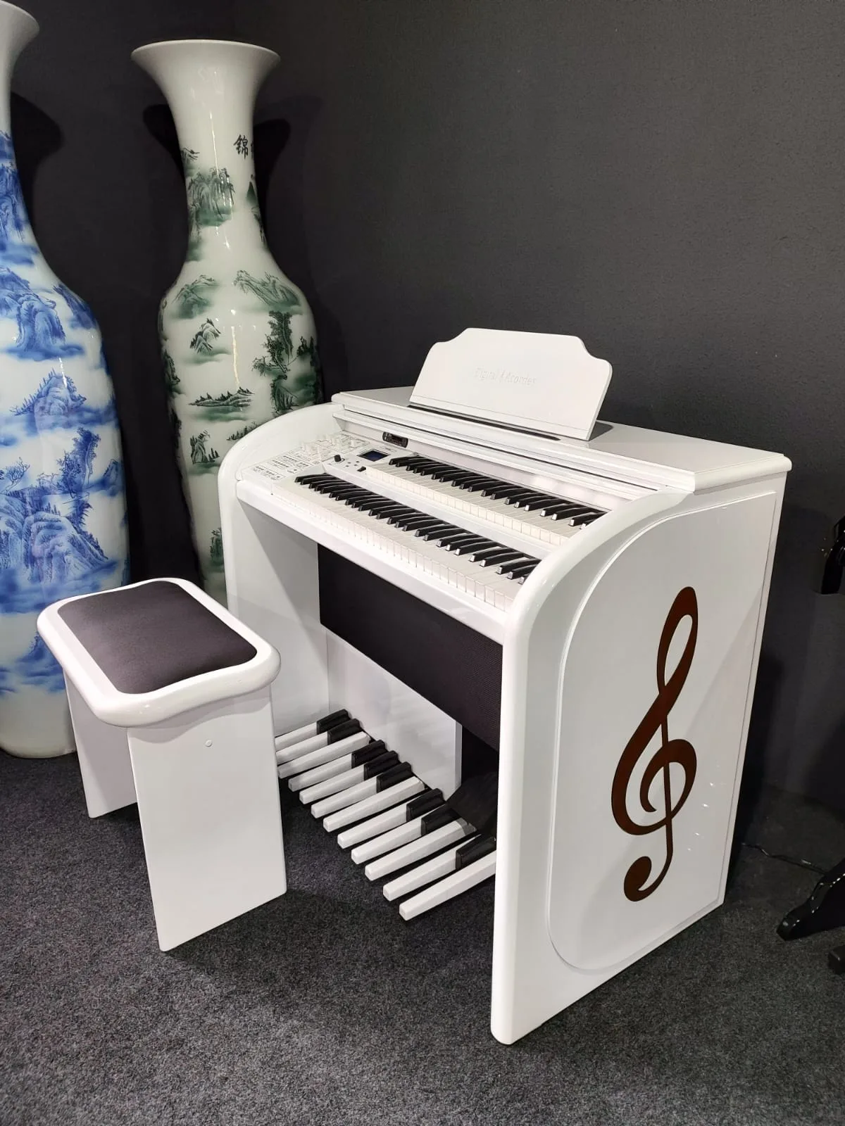 Início 29 Órgão Eletrônico Digital Acordes Top Elegance AC 500 Branco Alto Brilho