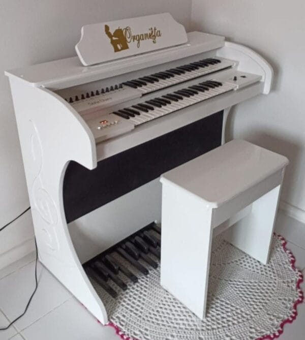 Órgão Eletrônico Organista branco