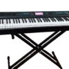 O Piano Digital Portátil Slim Medeli é um instrumento compacto e elegante, perfeito para músicos de todos os níveis. Com 88 teclas de ação graduada, este piano oferece uma experiência de toque autêntica, semelhante à de um piano acústico, mas em um formato muito mais acessível e fácil de transportar.