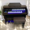 Órgão Eletrônico Rohnes RS 40 Marrom: Versatilidade e Performance para Músicos de Todos os Níveis