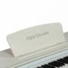 Descubra o Piano Acordes P2006 Branco, um instrumento que combina a tradição dos pianos acústicos com a tecnologia moderna