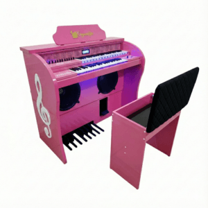 Órgão Eletrônico Organista Diamante Rosa — dois manuais de 44 teclas, pedaleira de 13 notas, 84 timbres (31 sons exclusivos de órgão), 32 ritmos, Dual Voice e acompanhamento automático. Inclui Bluetooth para estudos online, efeitos premium (vibrato, reverb, sustain), 2 alto-falantes 12” + tweeter, 3 memórias programáveis, metrônomo para prática, gabinete em MDF 50 mm e banqueta baú almofadada. Disponível em várias cores com garantia de 1 ano.