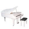 O Piano Digital Acordes AC 3000 Cauda Longa Branco no acabamento Branco Alto Brilho une a sofisticação de um piano de cauda de concerto à tecnologia digital moderna. Com 88 teclas pesadas com ação de martelo (Hammer Action), 600 vozes, 230 estilos de acompanhamento e polifonia de 128 notas, é a escolha perfeita para pianistas exigentes, recitais, igrejas e para enriquecer o lar com elegância.